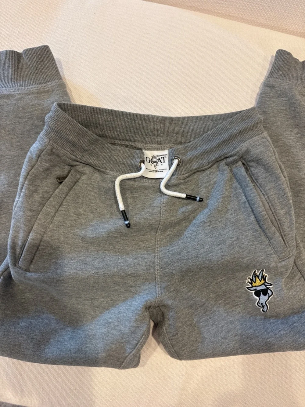 GOAT USA Youth Medium Gray Fleece Jogger Sweatpants Boys/Girls